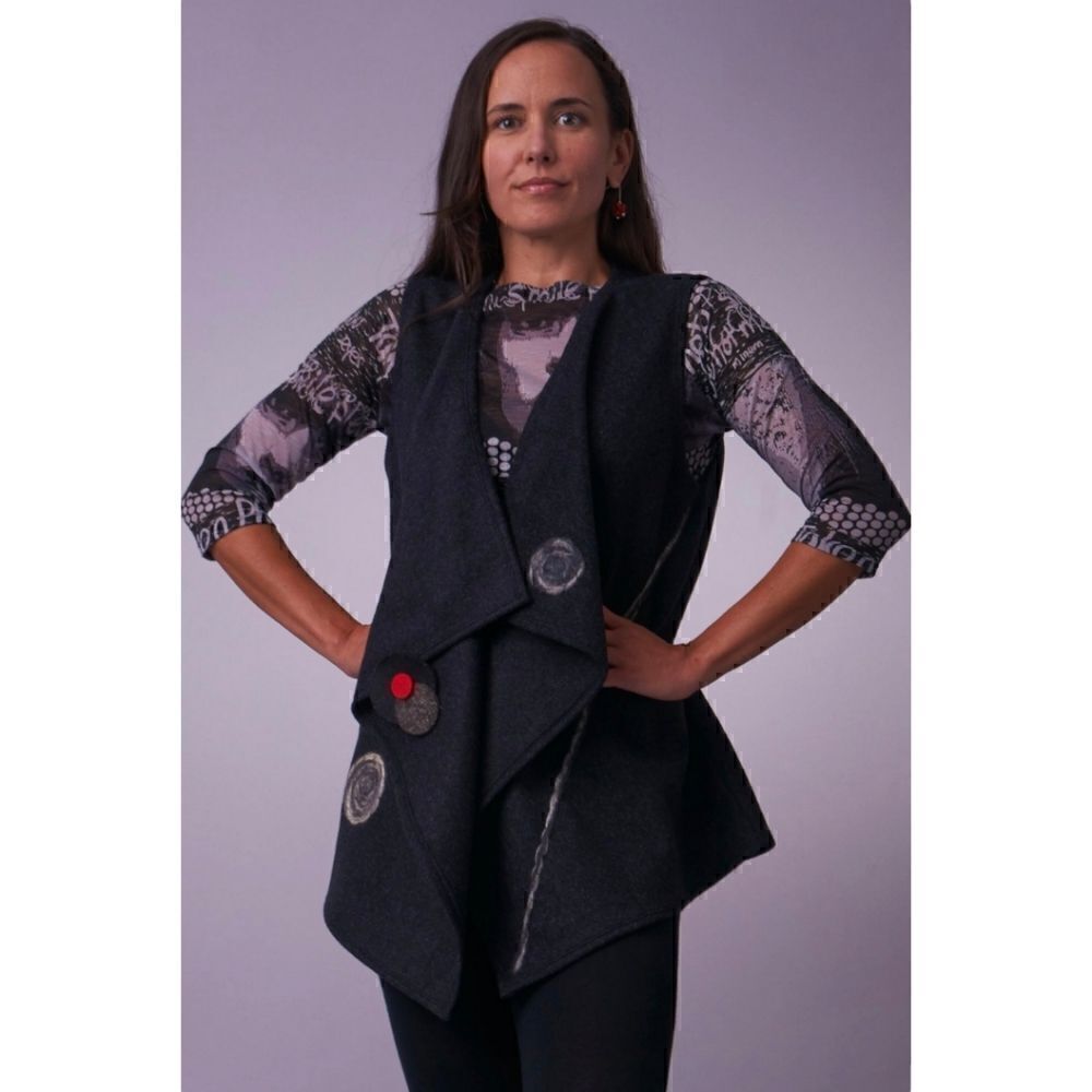 Living Out Loud With Mia Wool Charcoal The Pointy Vest Cardigan Size M